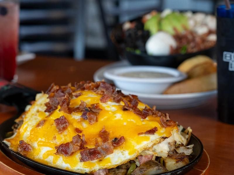 Buzz Inn Steakhouse - Lake Stevens food